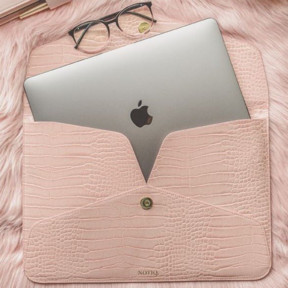 | Envelope Laptop Case | Tech Clutch | NOTIQ