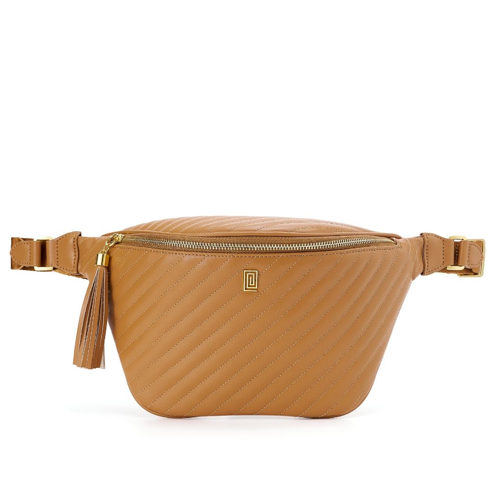 Cinnamon Lisse | EQUIP Jet Set FannyPack | NOTIQ