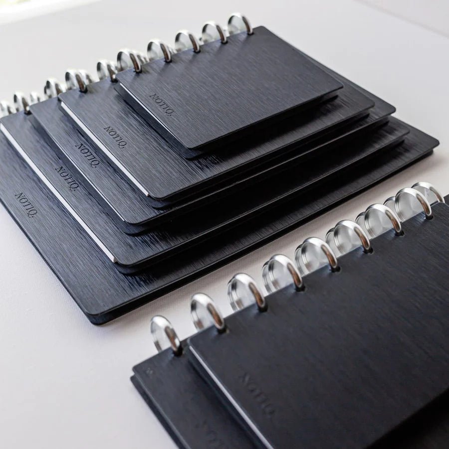 Black Moderno - Silver Discs | Executive Daily Planner | Discbound Daily Brief Planbook | NOTIQ
