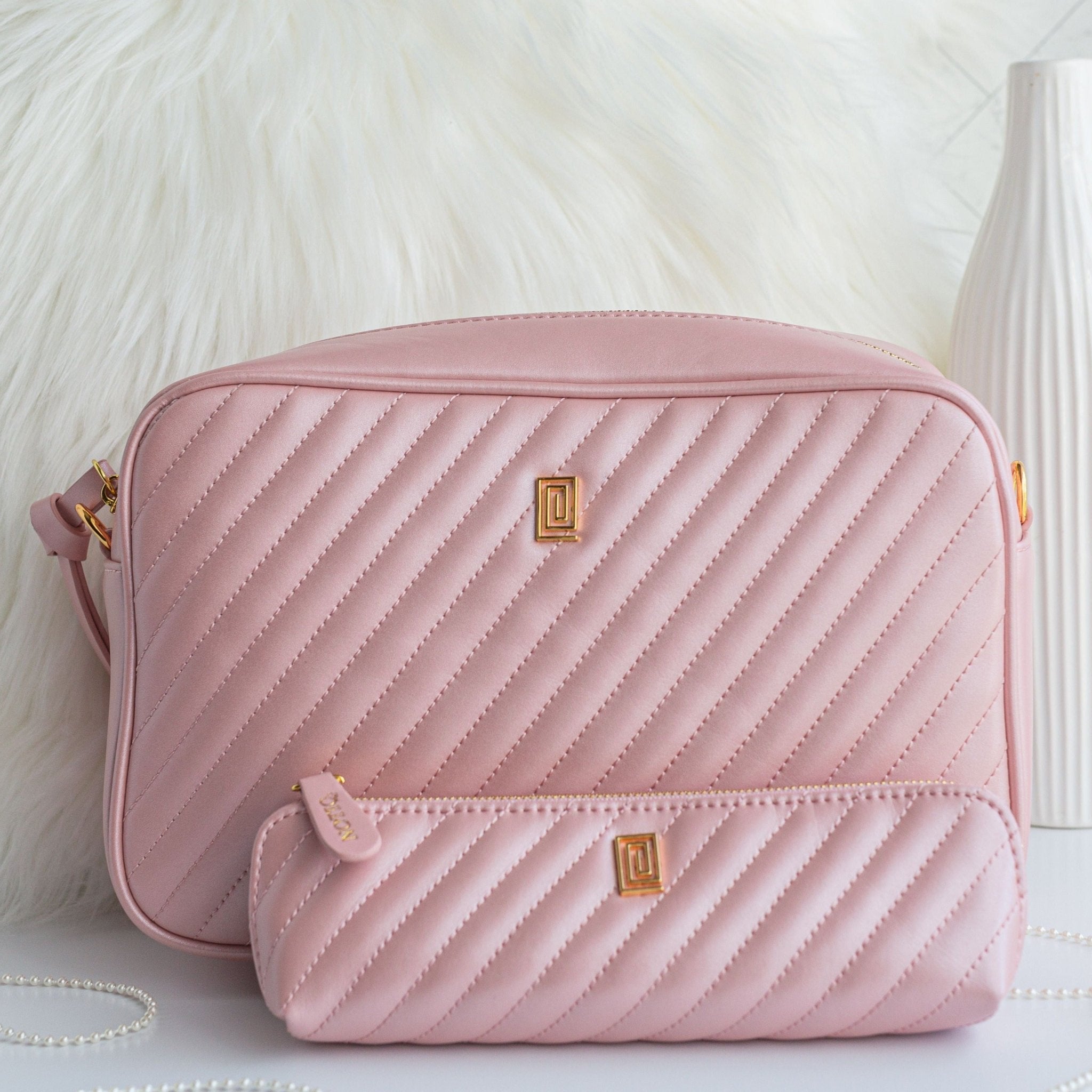 | EQUIP Jet Set Vanity Bag | Beauty Cosmetic Bag | NOTIQ