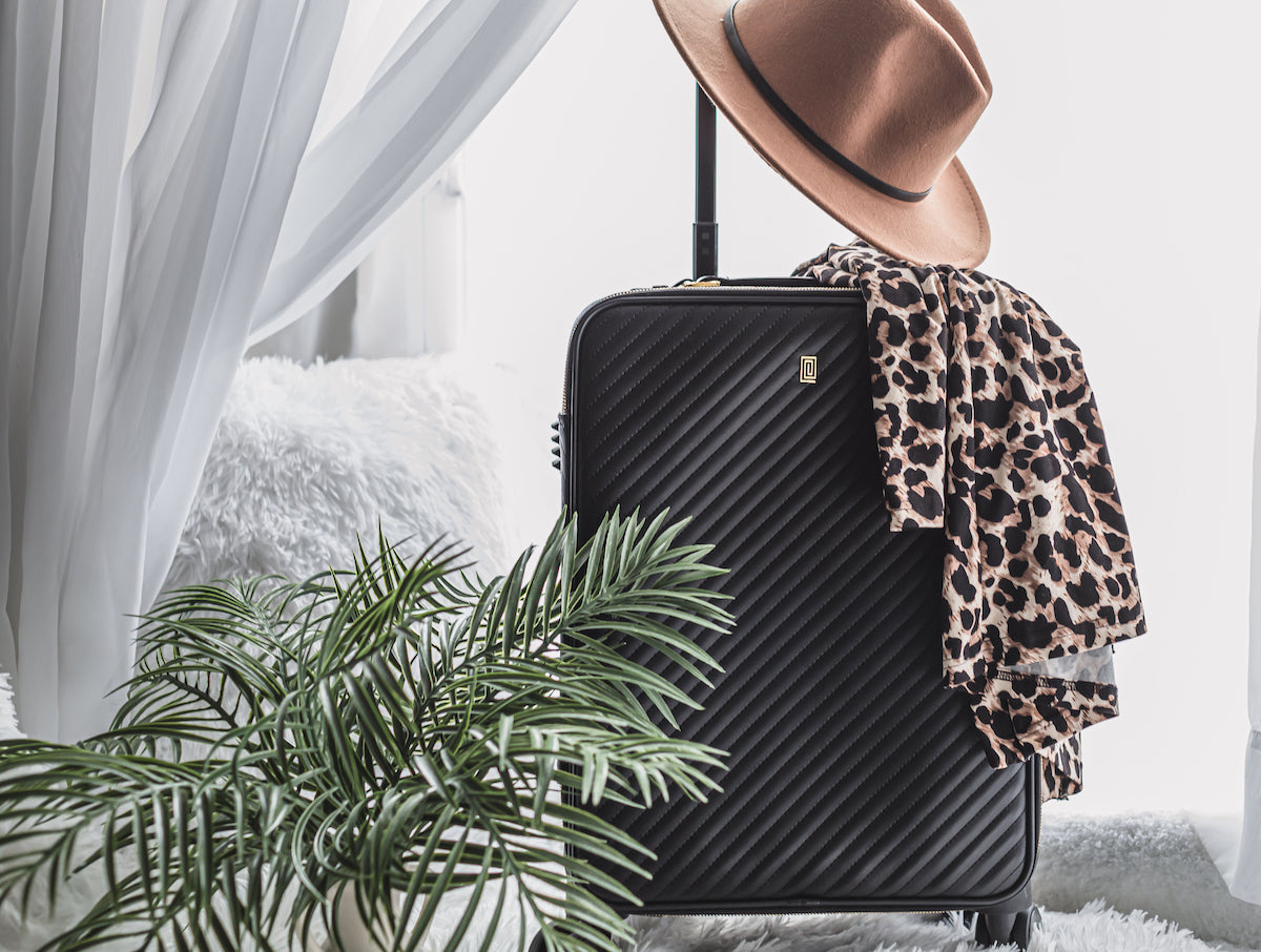 Get The First Class Experience With NOTIQ's Sustainable Luxury Luggage - NOTIQ
